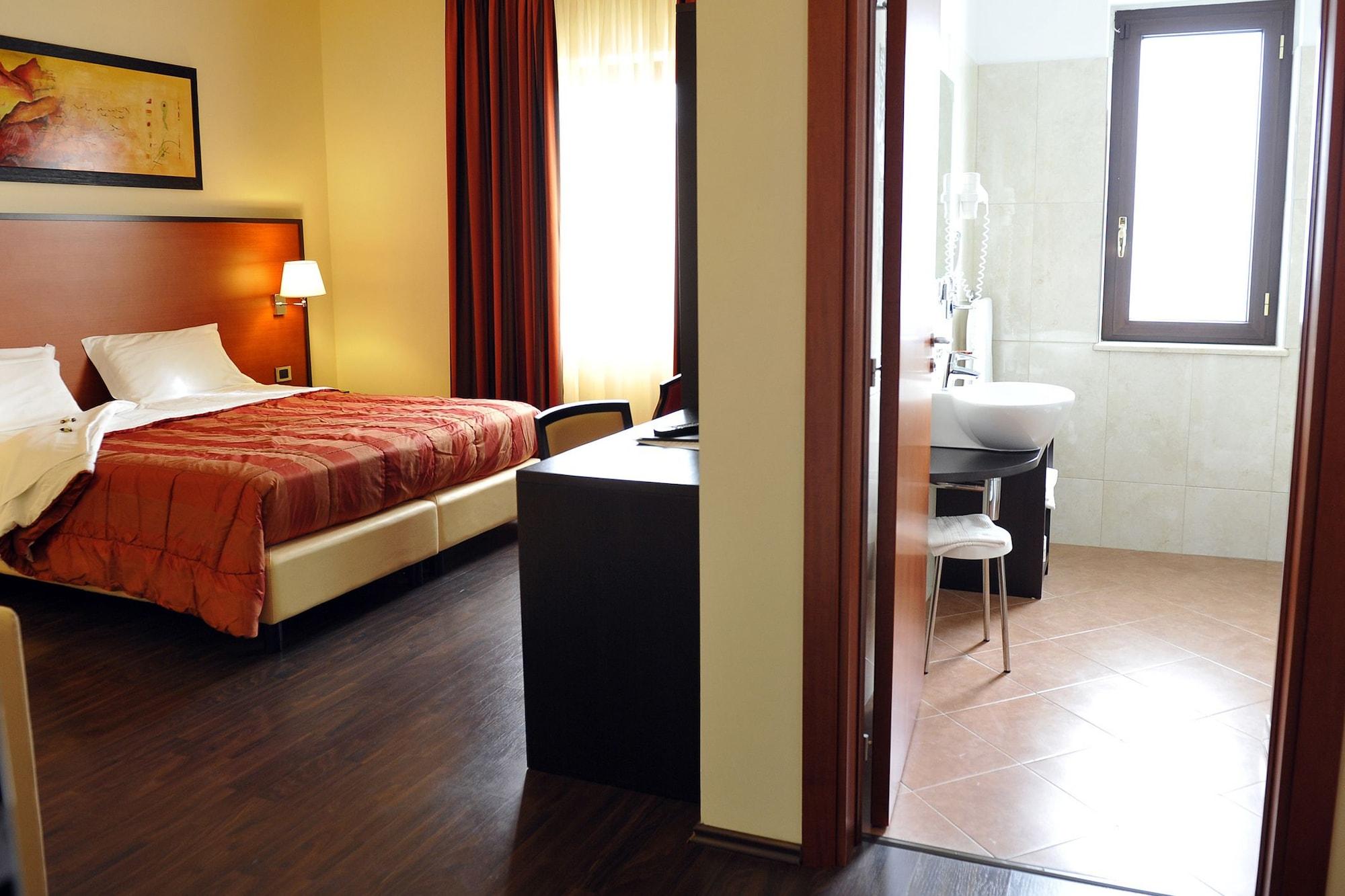 Hotel Gullo 4*