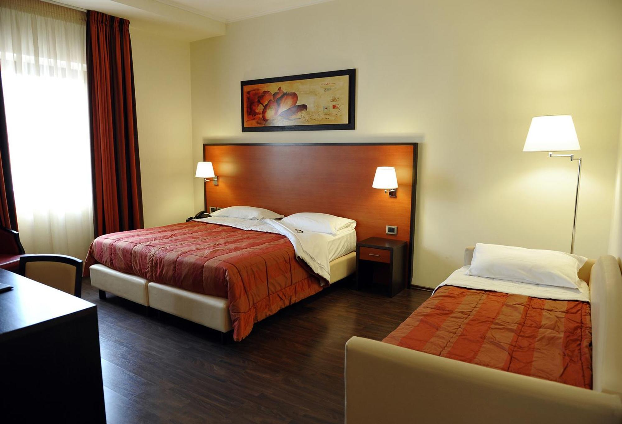Gullo Hotel 4*
