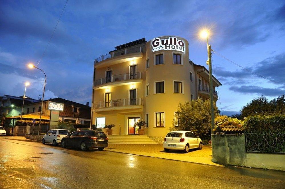 Gullo Hotel