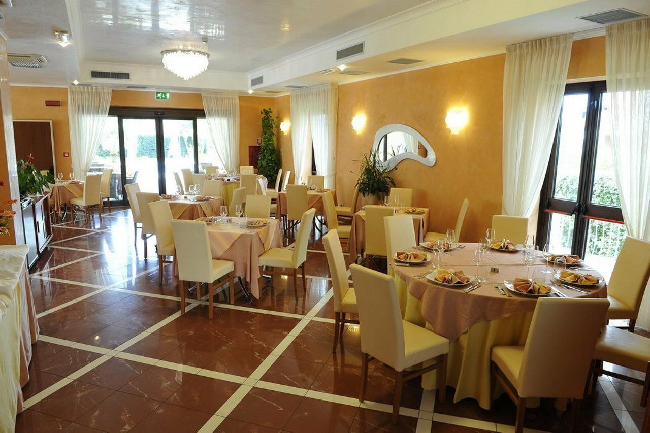 Hotel Gullo 4*