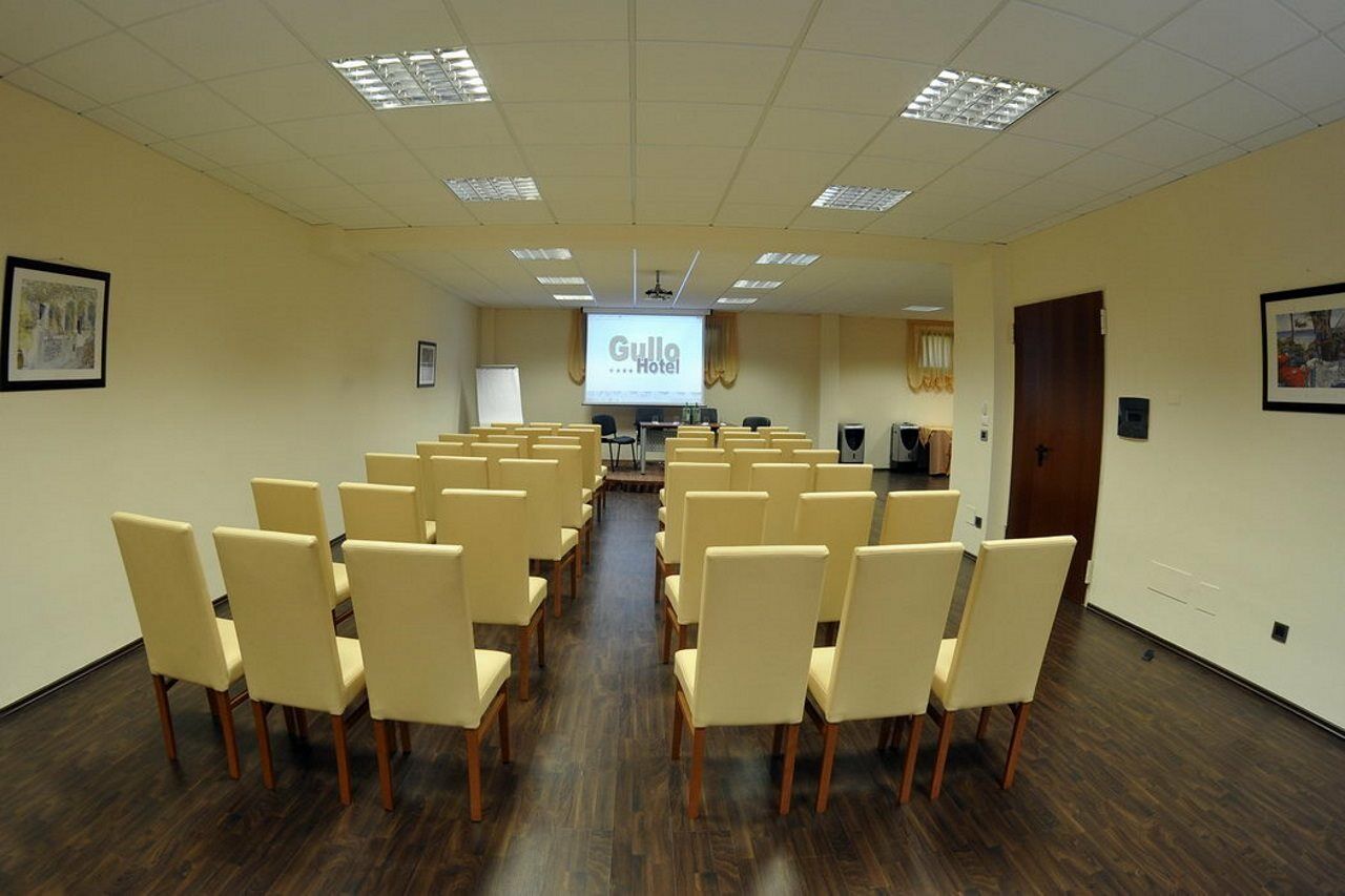 Gullo Hotel Acconia